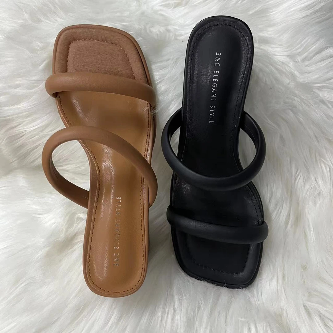 【大美家064】粗跟双带温柔款女士雅丹凉鞋（103-18）