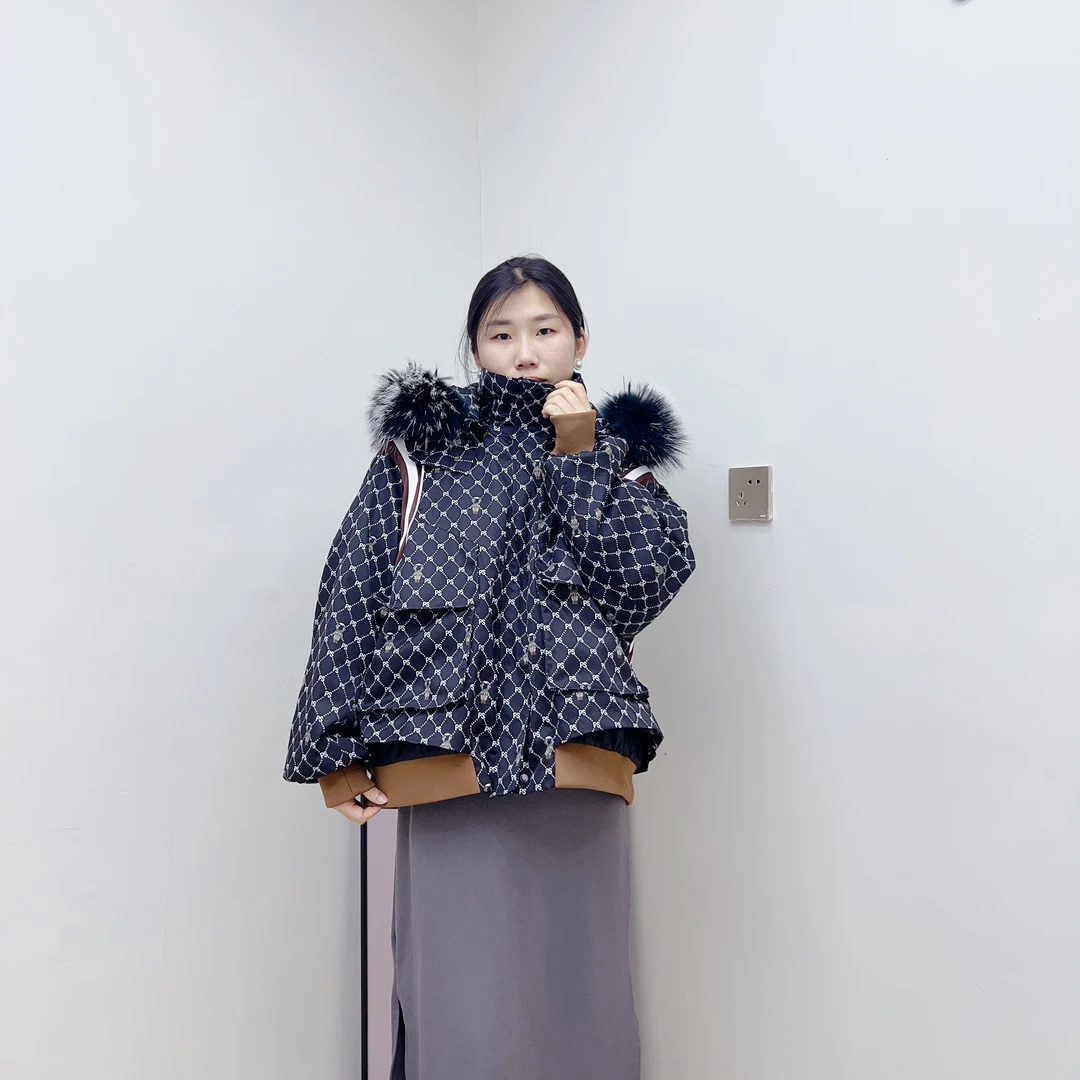 短款时尚韩版派克服女款宽松可脱卸大毛领小众冬季印花保暖加厚