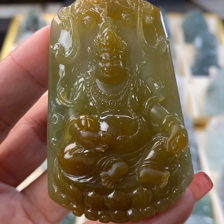 翡翠颈饰未镶嵌随**逸翡翠