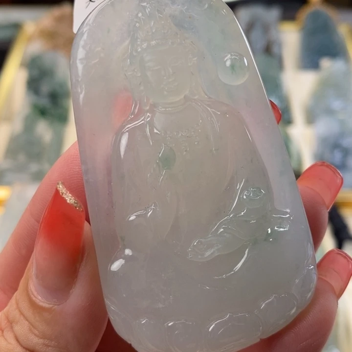 翡翠颈饰18K金镶嵌牧***?翡翠