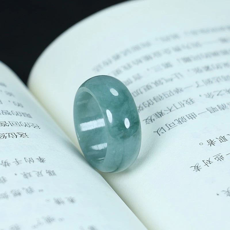 天然玉石翡翠浅绿油青戒指大号男士玉指环时尚吊坠玉环挂件多样发