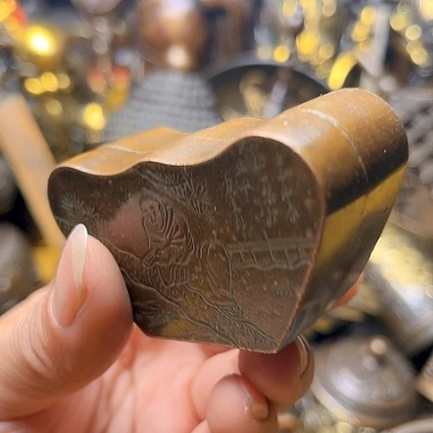 铜器摆件全是铜摆件