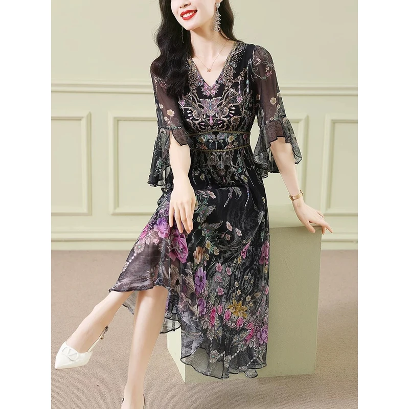 【月光女神】新款收腰显瘦复古重工烫钻设计感高端黑色碎花连衣裙