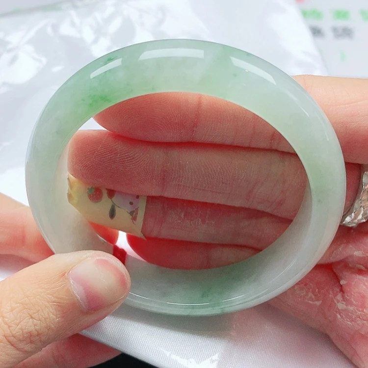 【闪购商品】翡翠手镯未镶嵌52.6圈