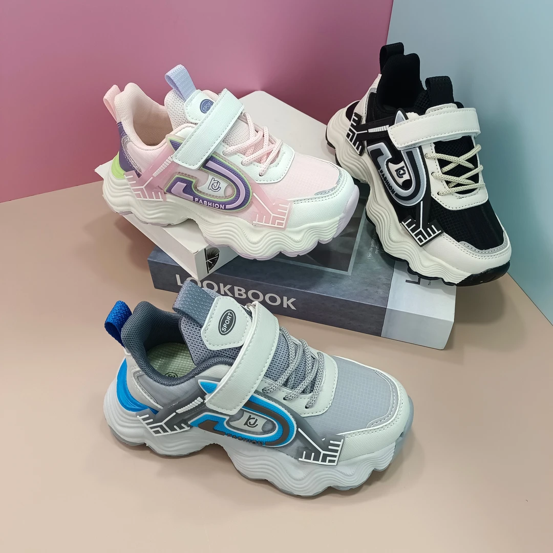 新疆包邮童鞋新款时尚潮流超轻底运动鞋2860