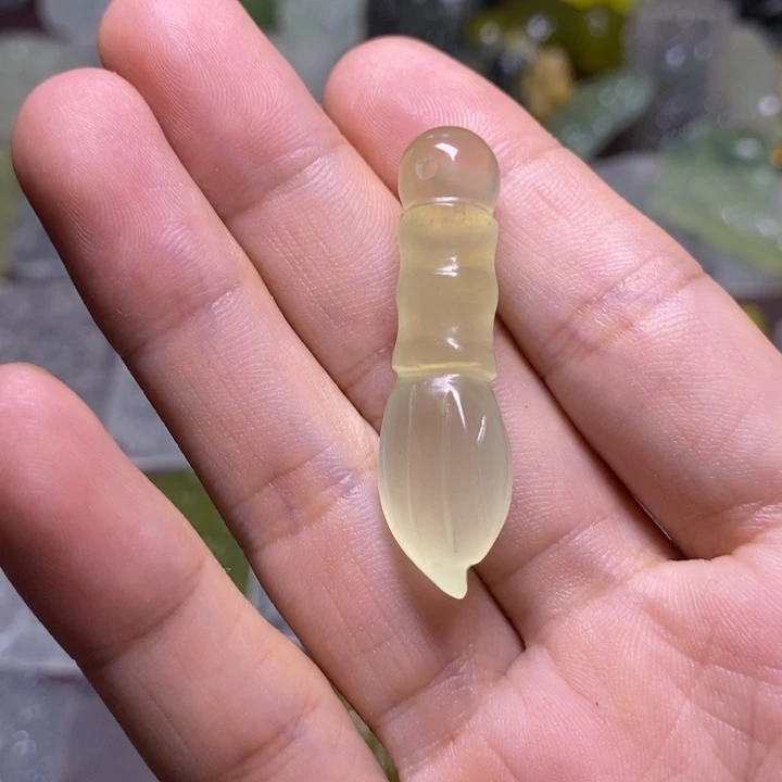 岫玉岫玉颈饰未镶嵌