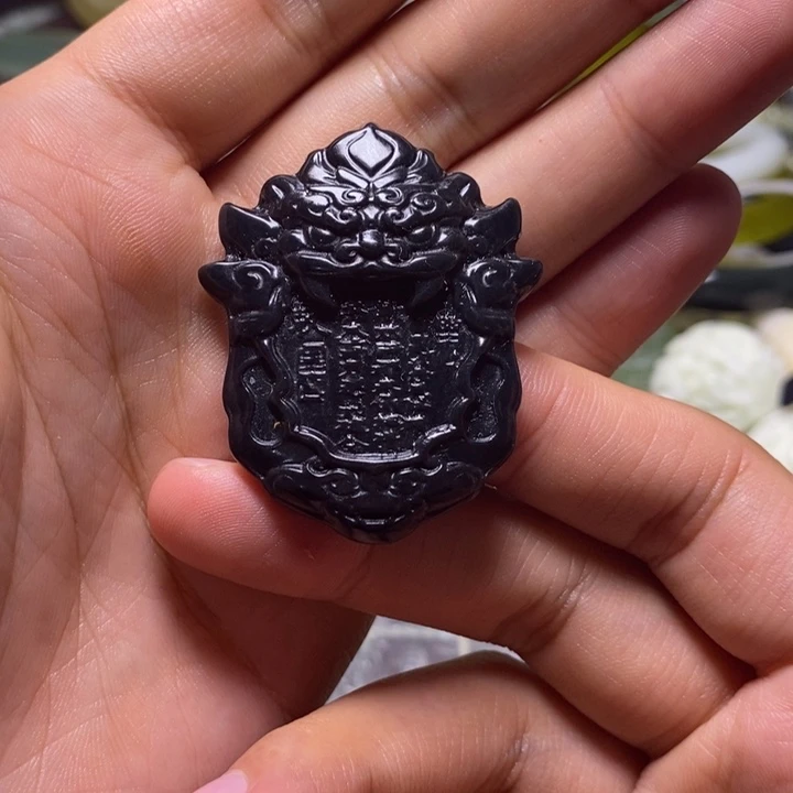 岫玉岫玉颈饰未镶嵌