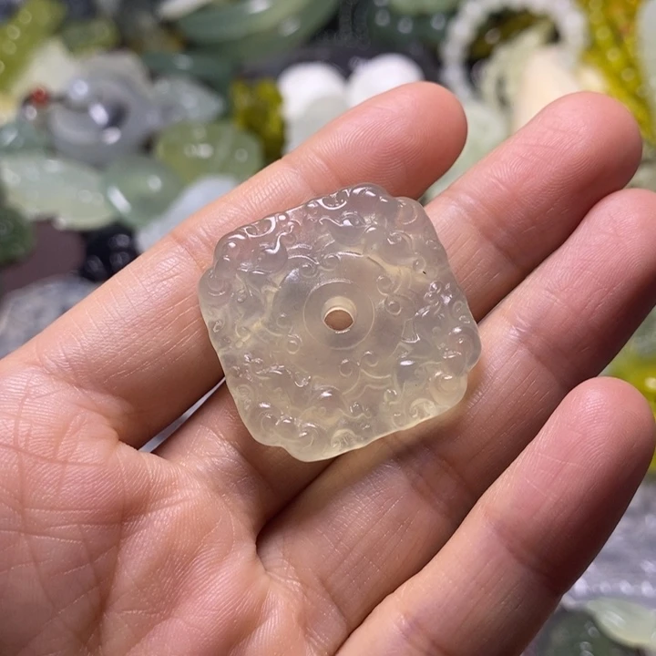 岫玉天然岫玉挂件未镶嵌