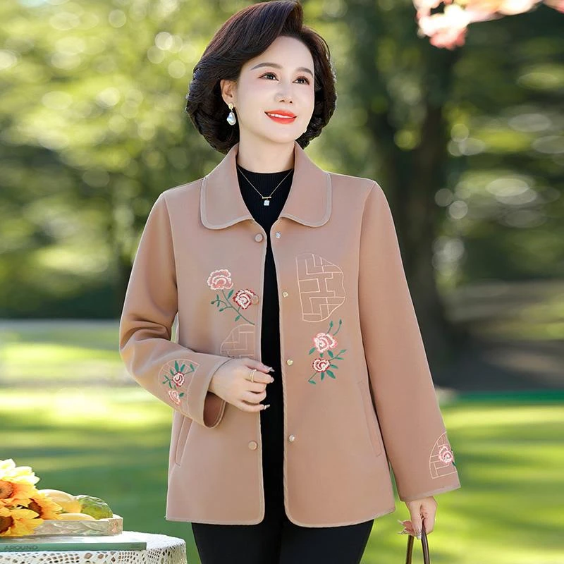 中年妈妈秋装外套短款2024新款洋气夹克上衣中老年女春秋时尚风衣