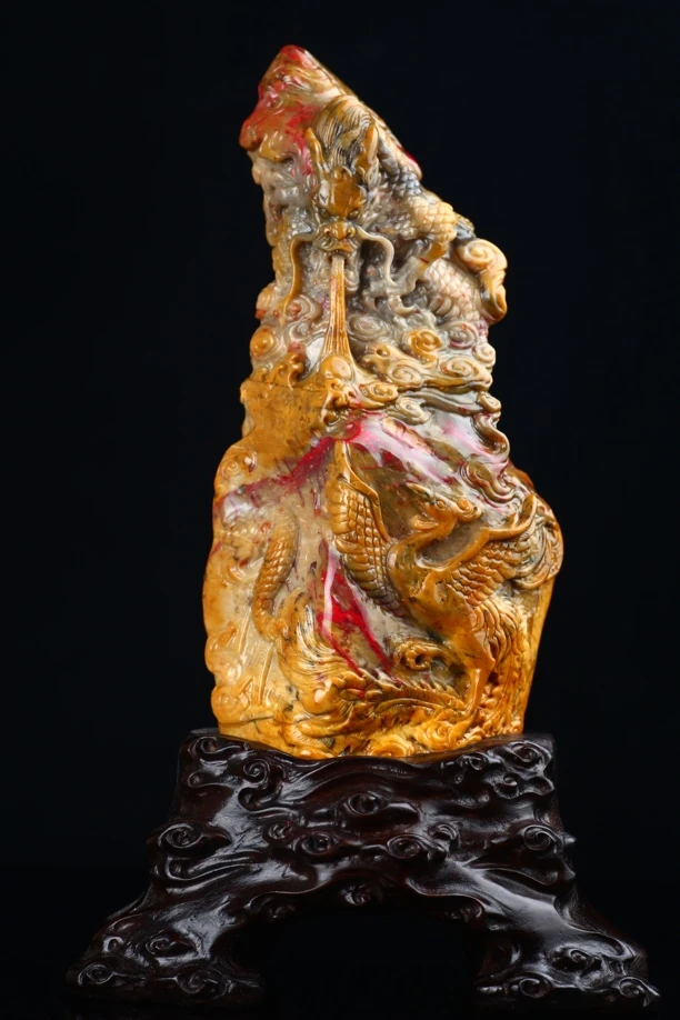 昌化田黄鸡血石[色] 龍凤呈祥 14.5*6.5*5.8cm 485.6克 名家作品[