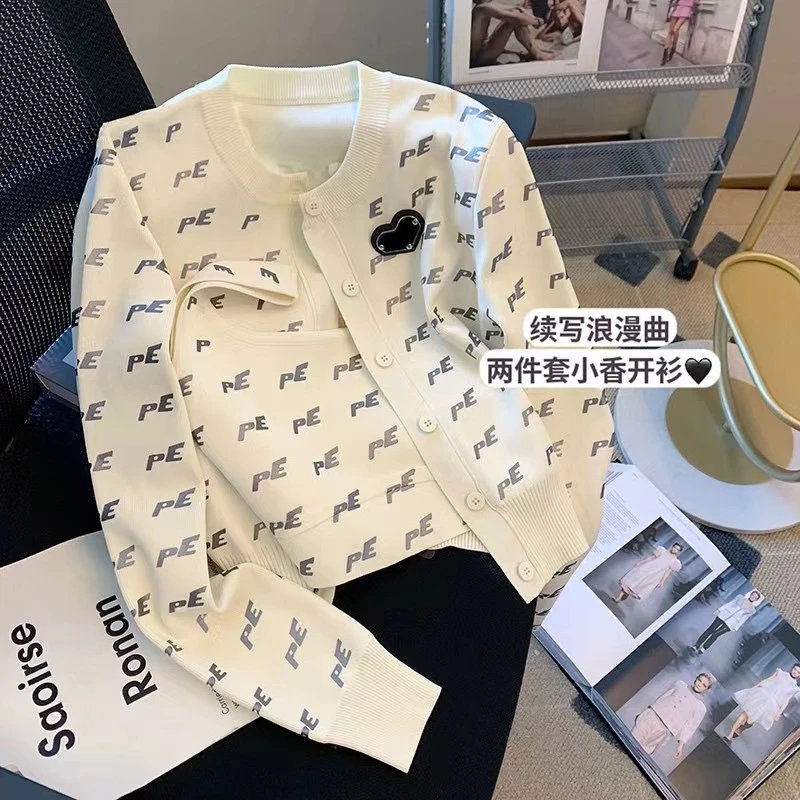 广州十三行高质量女装针织衫春秋字母爱心印花针织吊带开衫套装