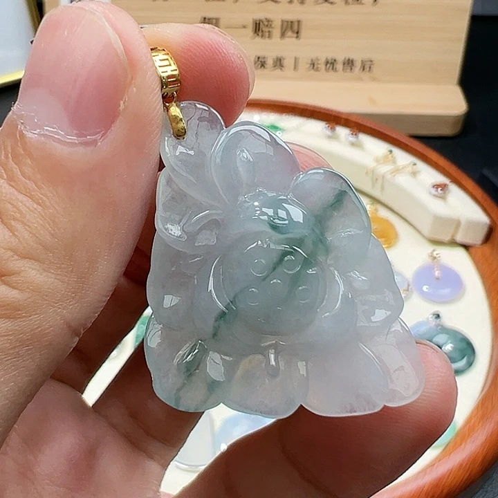 翡翠颈饰18K金镶嵌111111111111