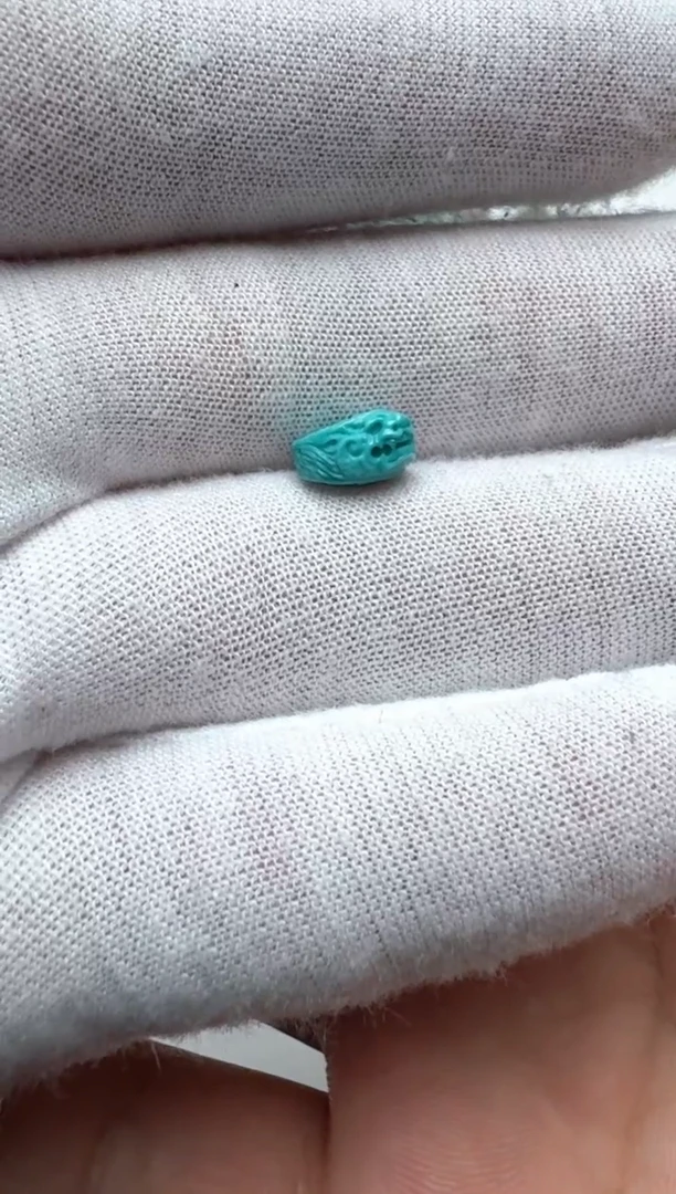 【闪购商品】绿松石兽头扣未镶嵌左右8.6长10厚5.1