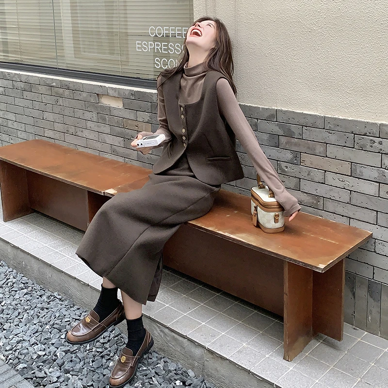 秋季穿搭一整套高级感女2024新款复古气质轻熟风毛呢套装裙三件套