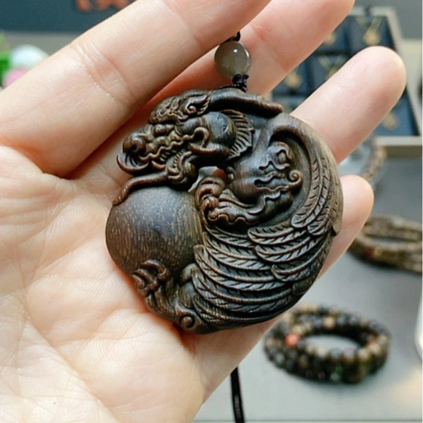 【闪购商品】白木香吊坠富森红土