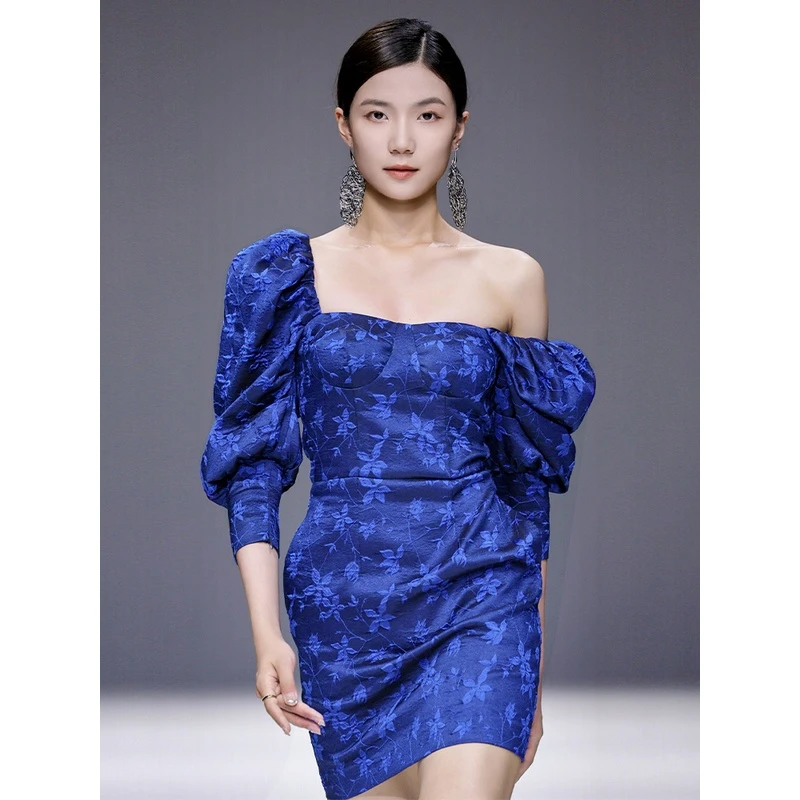 MAGGIE MA马婧设计师23年新款连衣裙克莱因蓝提花收腰公主裙698D
