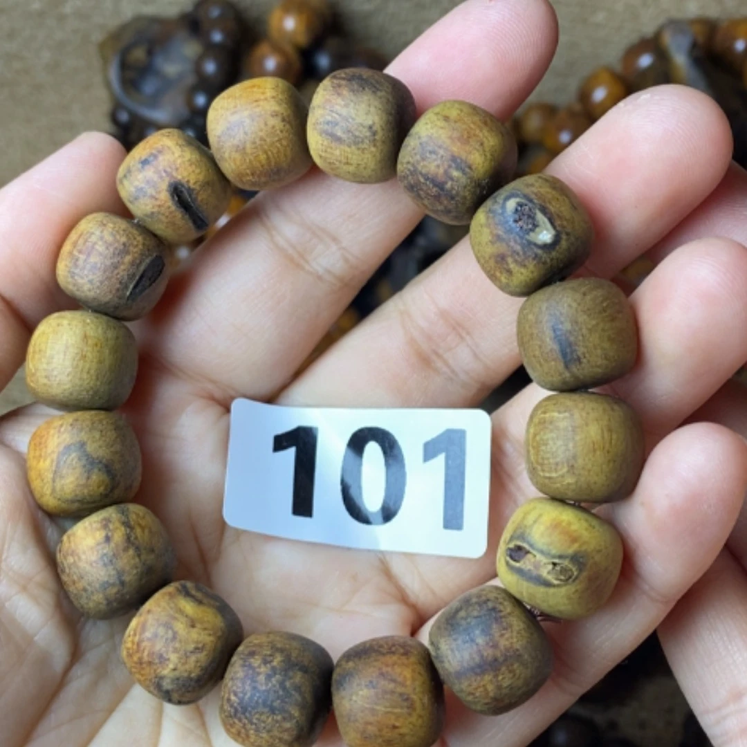 【闪购商品】香道类L****1瑕疵