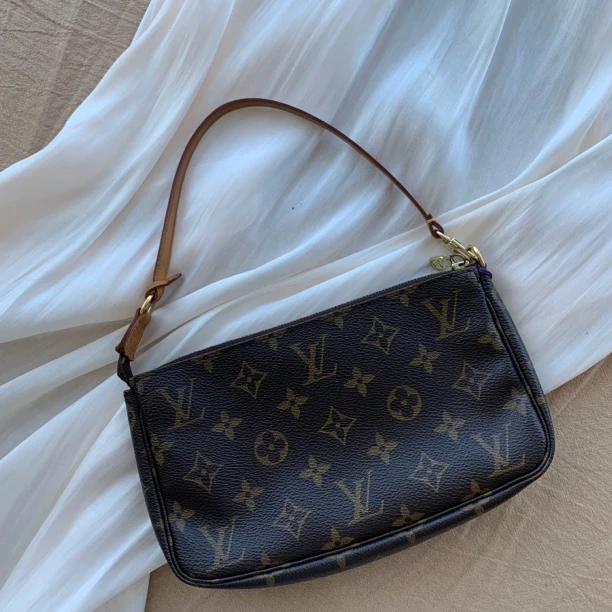 95新 LouisVuitton/路易威登 老花单肩腋下大麻将