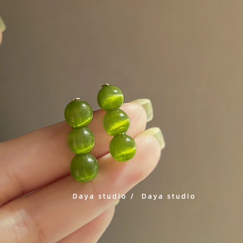 铜合金树脂耳饰 超仙法式复古橄榄绿耳环高级感小众设计气质耳饰