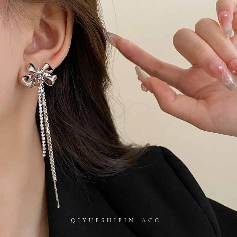 锌合金耳饰 甜心蝴蝶结流苏耳钉女小众高级感设计耳饰女独特耳环