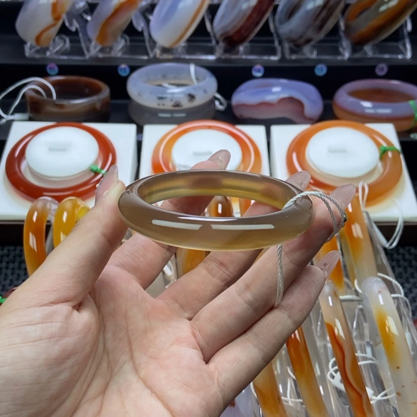 【闪购商品】玛瑙/玉髓手镯未镶嵌