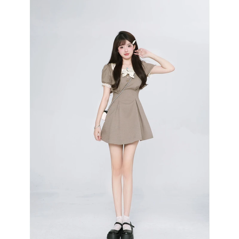 笨比甜sweety夏季千鸟格娃娃领泡泡袖连衣裙女收腰显瘦别致包臀裙