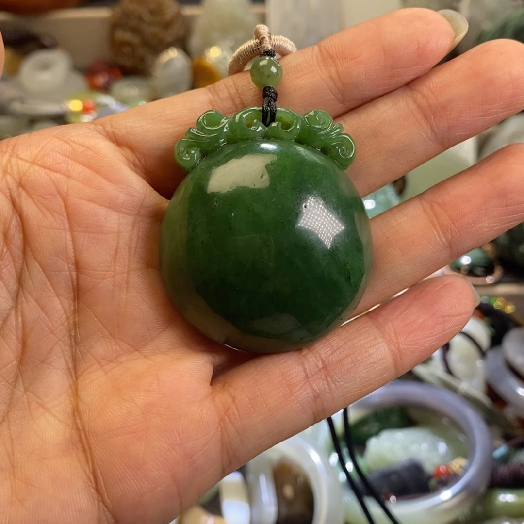 和田玉挂件未镶嵌