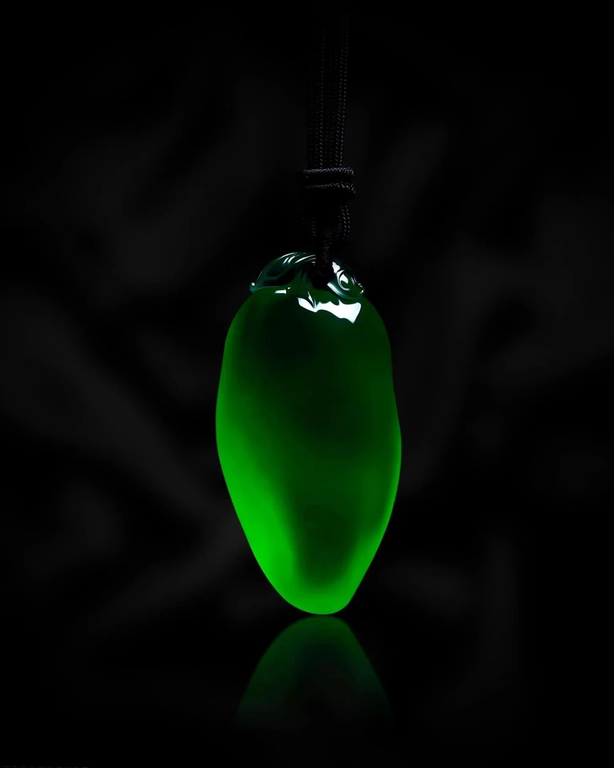 腾飞精选 雕刻 高冰 冰阳绿 镶玉 通透帝王绿镶嵌