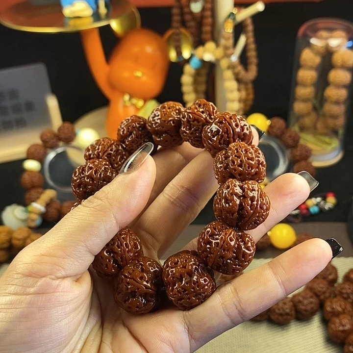 【闪购商品】金刚菩提吊坠205肉玉化素