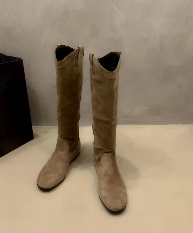 秋冬新款复古绒面平底长筒靴不过膝显瘦V口骑士靴