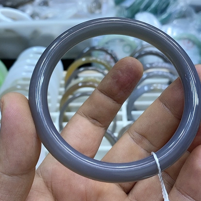 【闪购商品】玛瑙/玉髓手镯未镶嵌盖**崔
