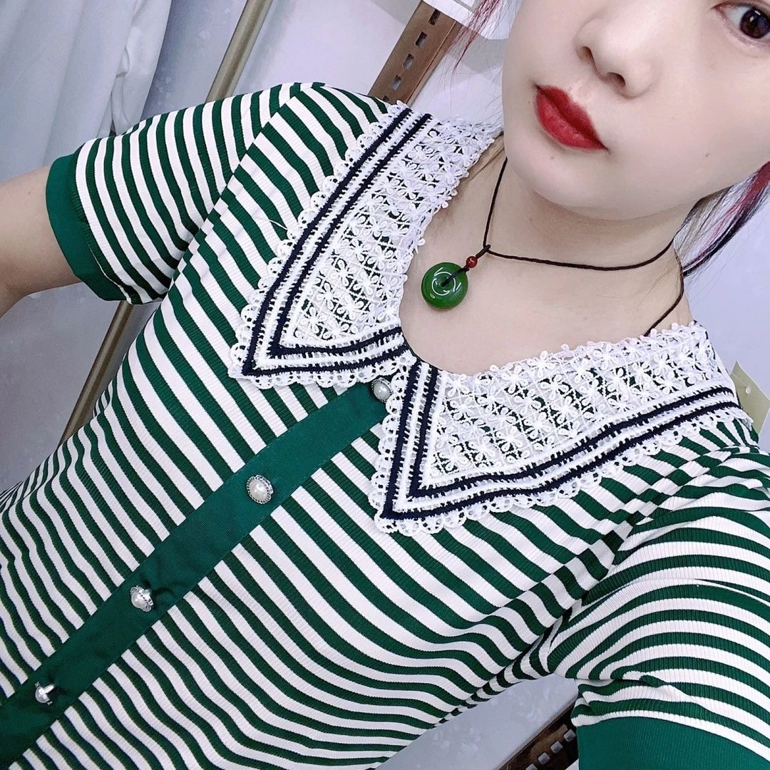 2025夏季爆款甜辣遮肉港风外穿蕾丝纽扣黑白条纹衫娃娃领T恤上衣