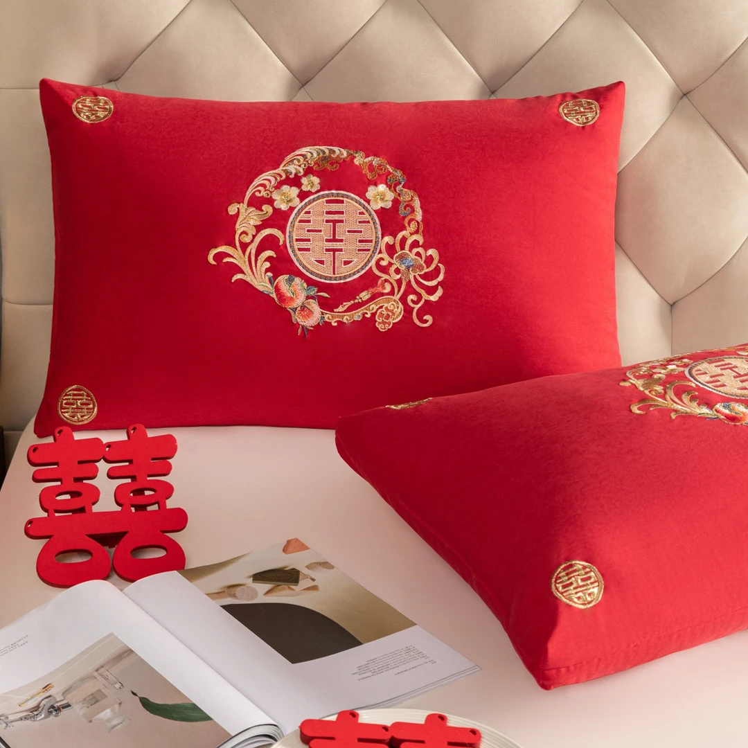 登喜鸟花好月圆婚庆喜庆大红色枕芯立体舒心枕芯床上用品四件套