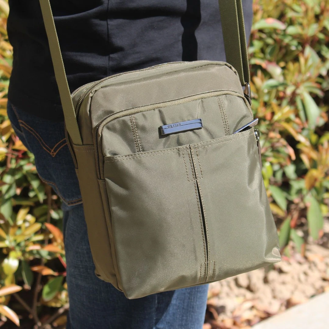 男士斜挎包通勤耐磨帆布单肩挎包防水牛津小背包中年单肩包斜挎包