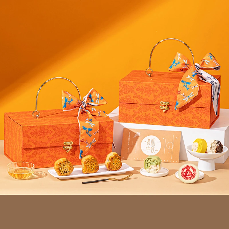 【宠粉】轻奢典雅橙港式流心糕点五仁中秋月饼礼盒装送人佳品团购