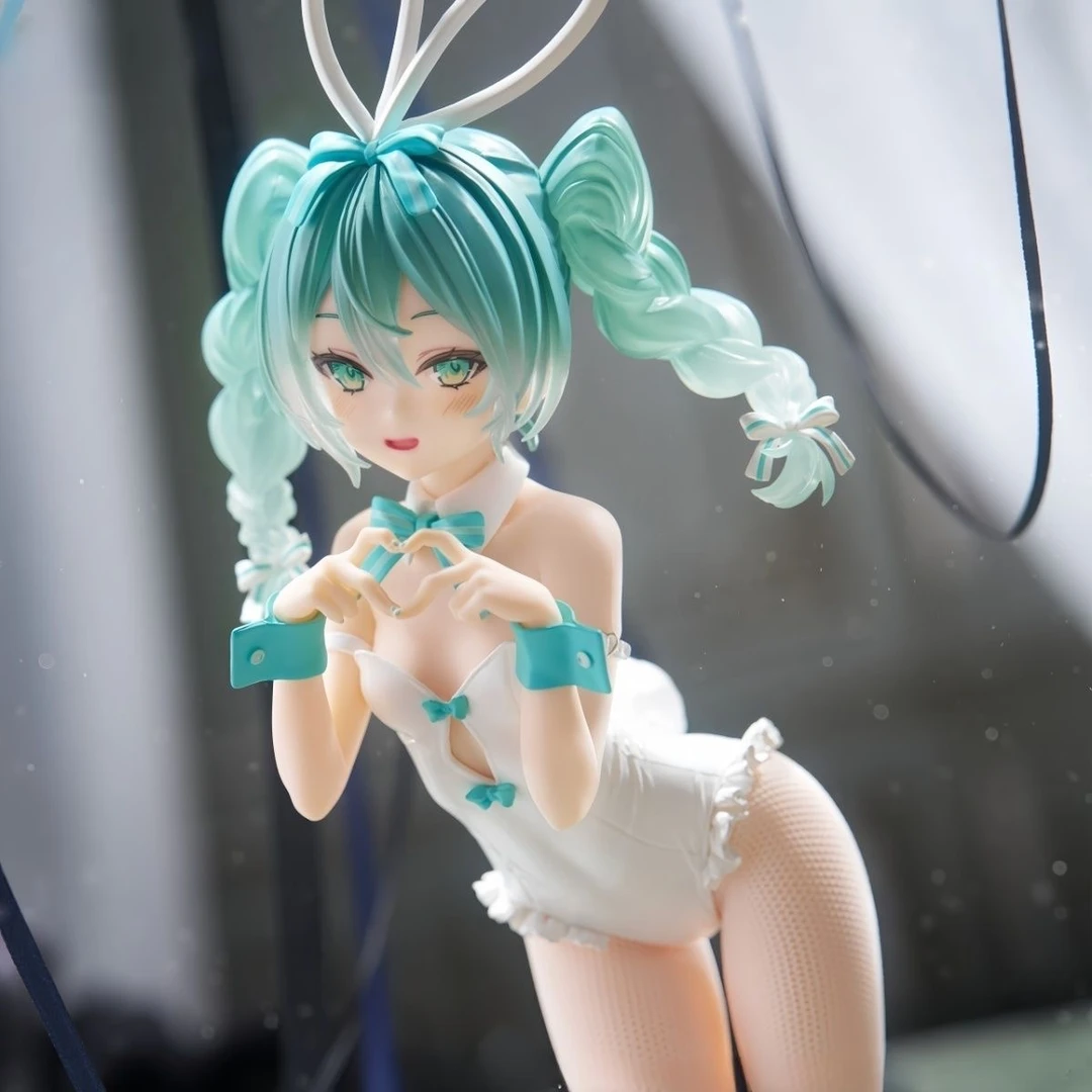 站姿白色版本兔女郎初音未来手办摆件礼物