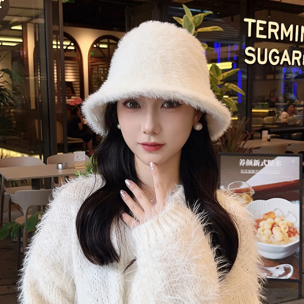 Dorain/朵澜秋冬显脸小白色渔夫帽女素颜大头围保暖毛绒水桶帽子