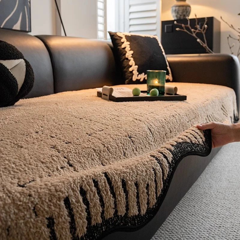 直排一片式皮沙发垫2024新款冬天复古沙发盖布异形高级感沙发坐垫