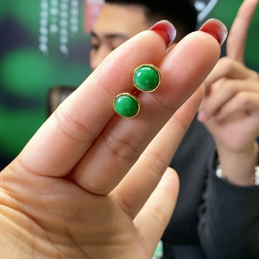 【闪购商品】翡翠耳饰未镶嵌