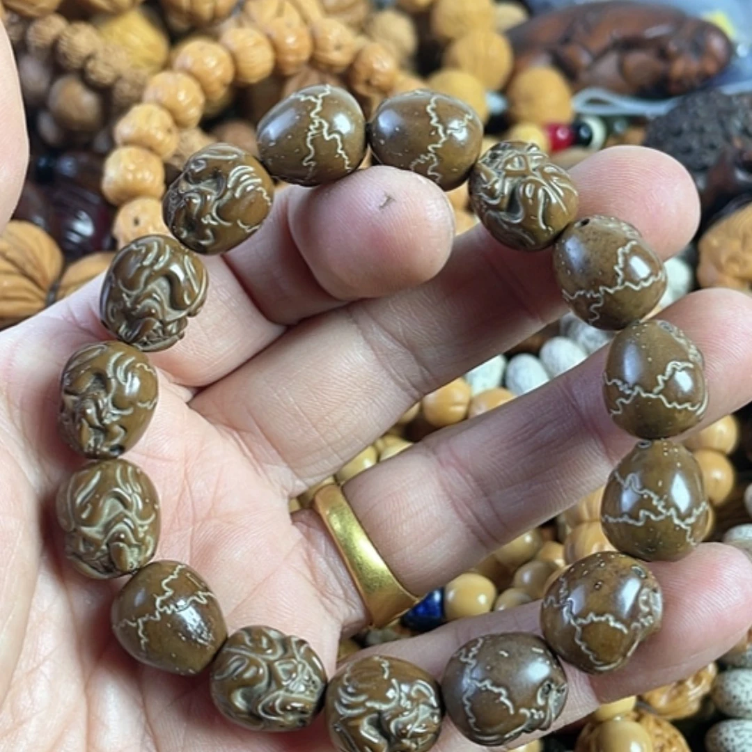 【闪购商品】8元运费每人一单核雕闺****)