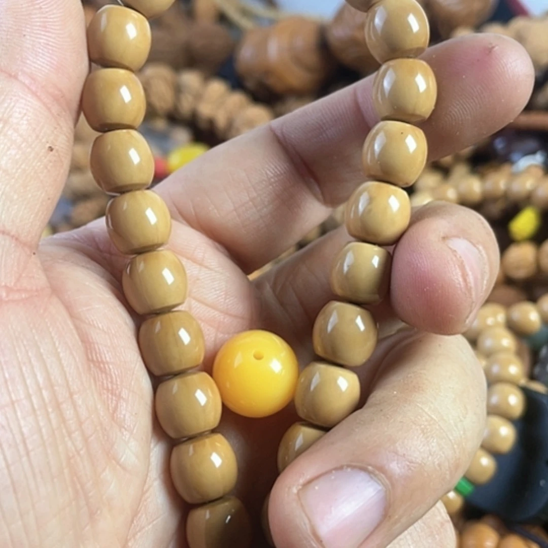 【闪购商品】8元快递费每人一单核雕