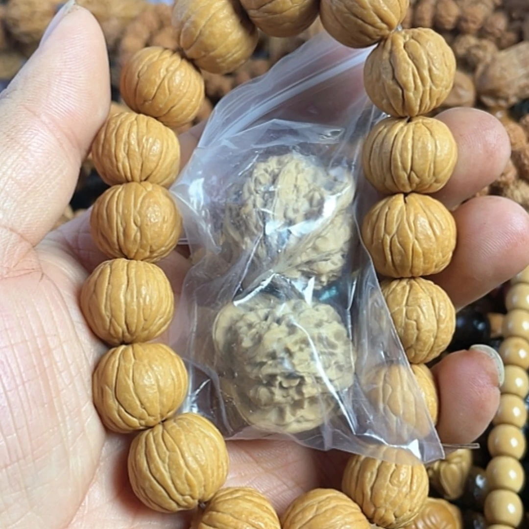 【闪购商品】8元运费每人一份核雕鲸**大