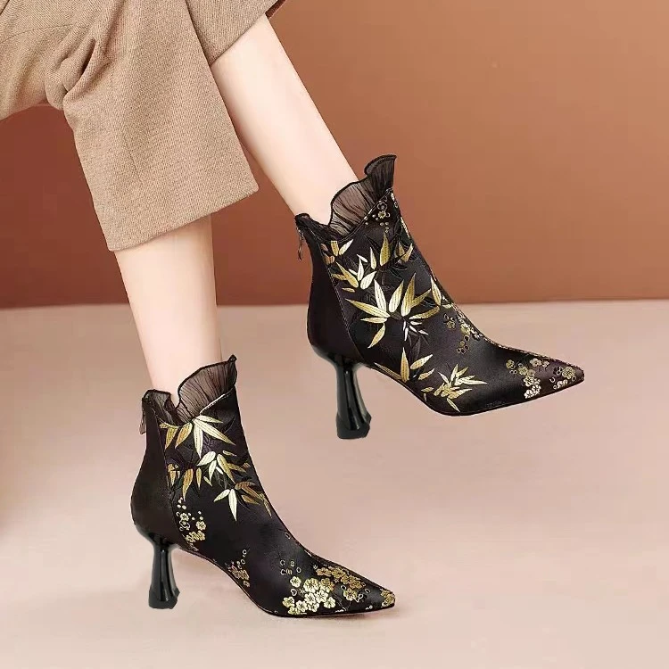 中国风羊皮高跟短靴女2024年冬季新款气质时尚小众款短靴女粗跟靴