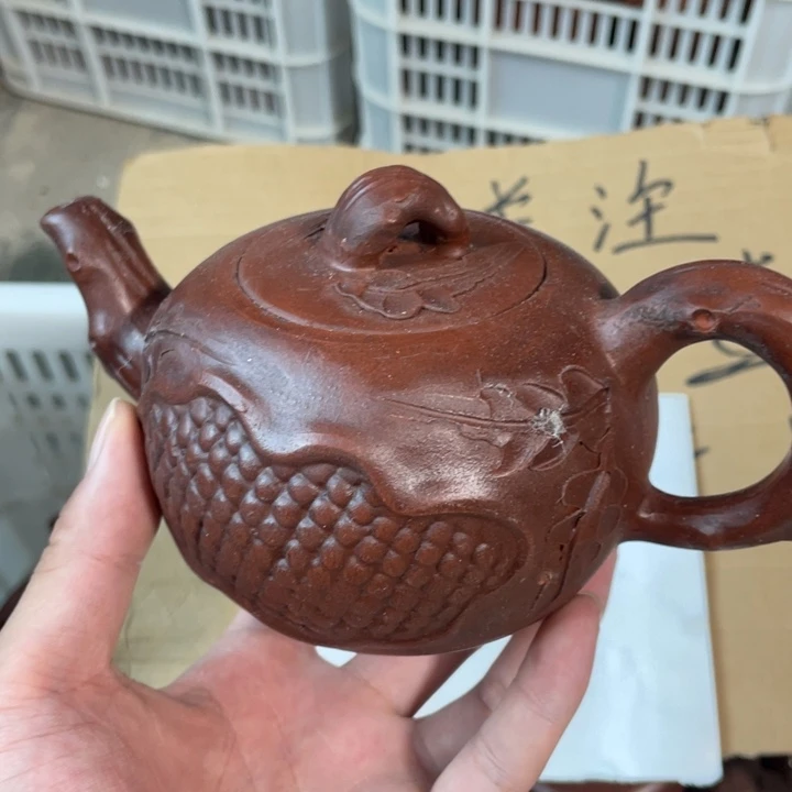 紫砂茶壶老厂紫砂壶一件。