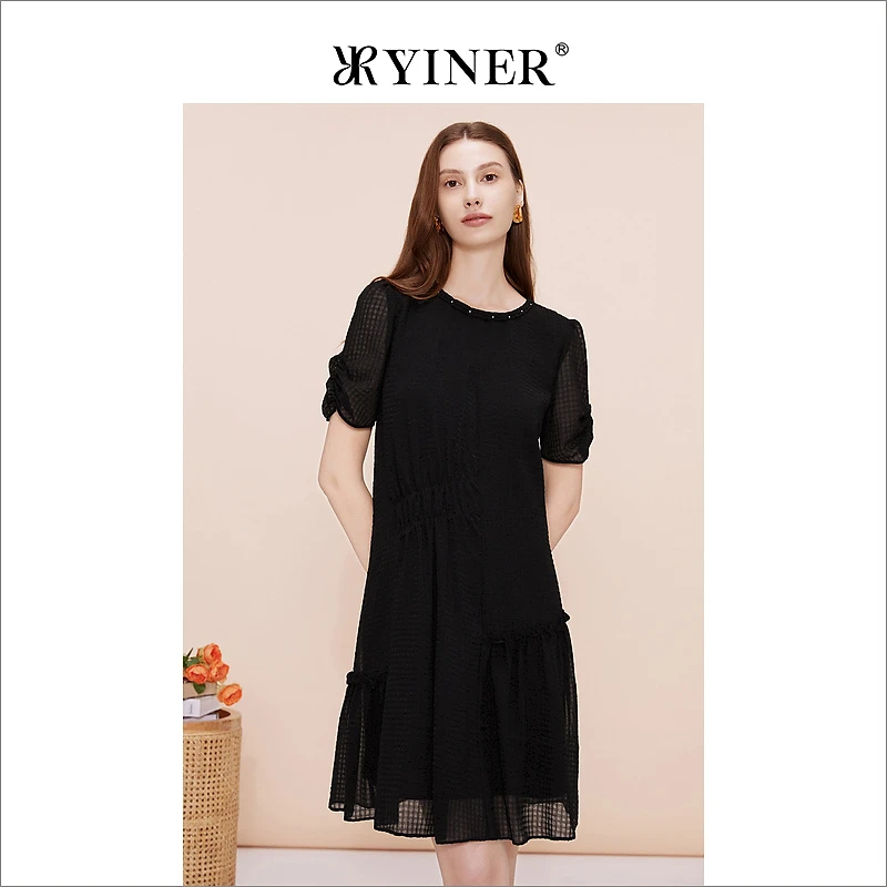 YINER音儿专选女装夏季法式优雅收褶钉珠领小黑裙连衣裙