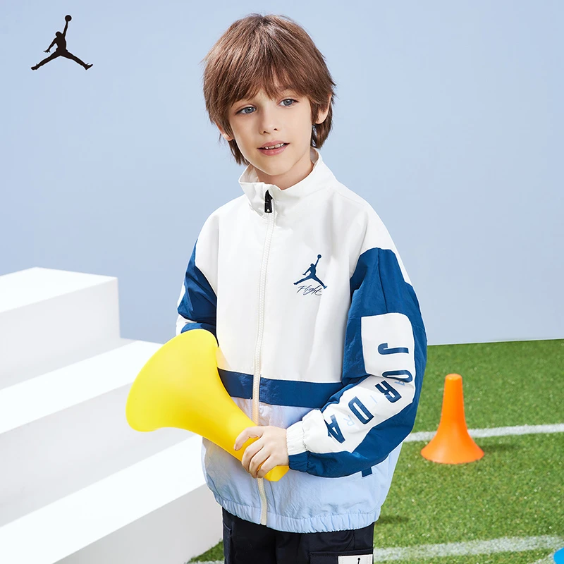 Air Jordan 童装春秋休闲外套立领防风长袖梭织夹克JDB-MWC711
