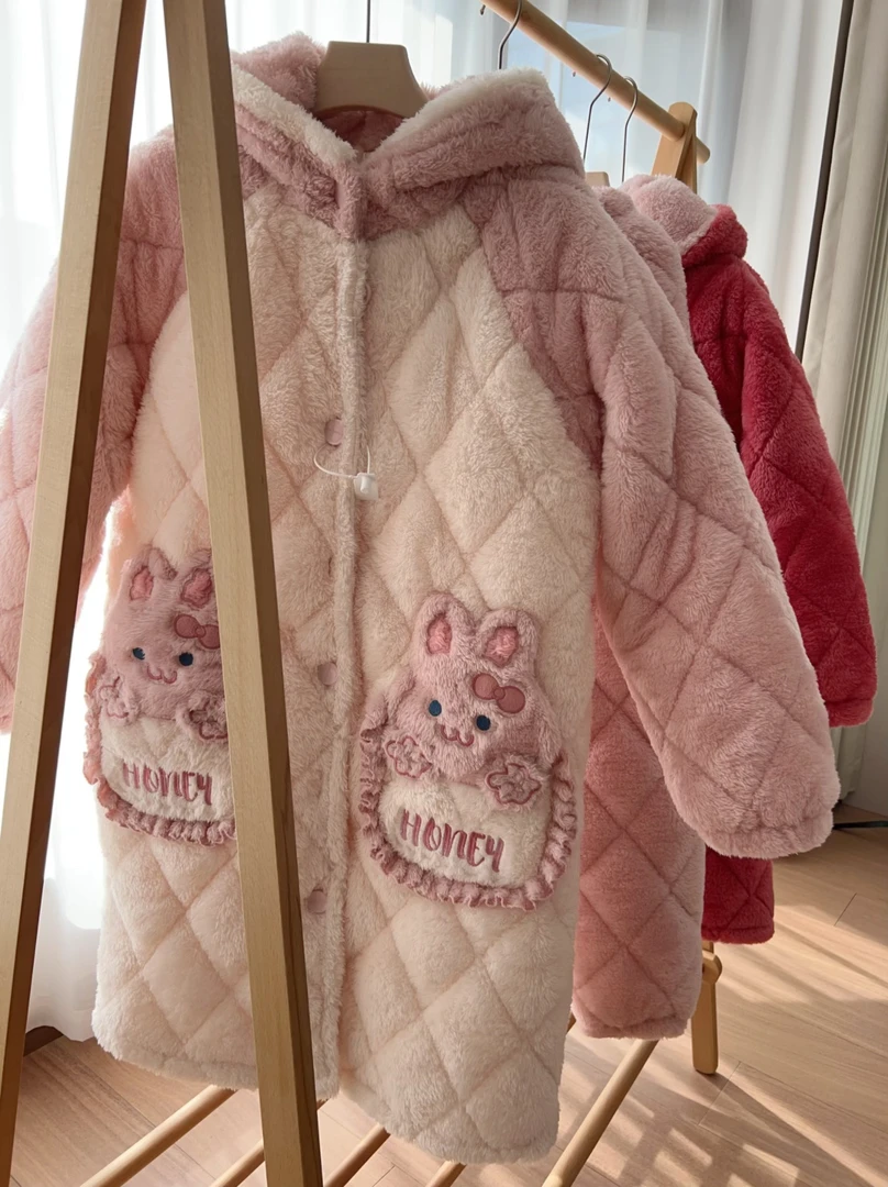 冬季粉长款三层夹棉睡衣女卡通连帽家居服套装加厚保暖可外穿棉衣
