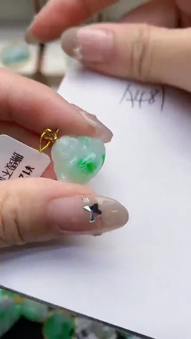 【闪购商品】翡翠颈饰18K金镶嵌0000000000