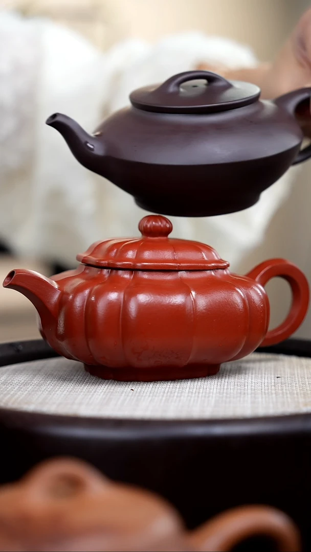 【闪购商品】紫砂茶壶2把/百目紫茄泥汉云+大红袍四方筋囊周盘