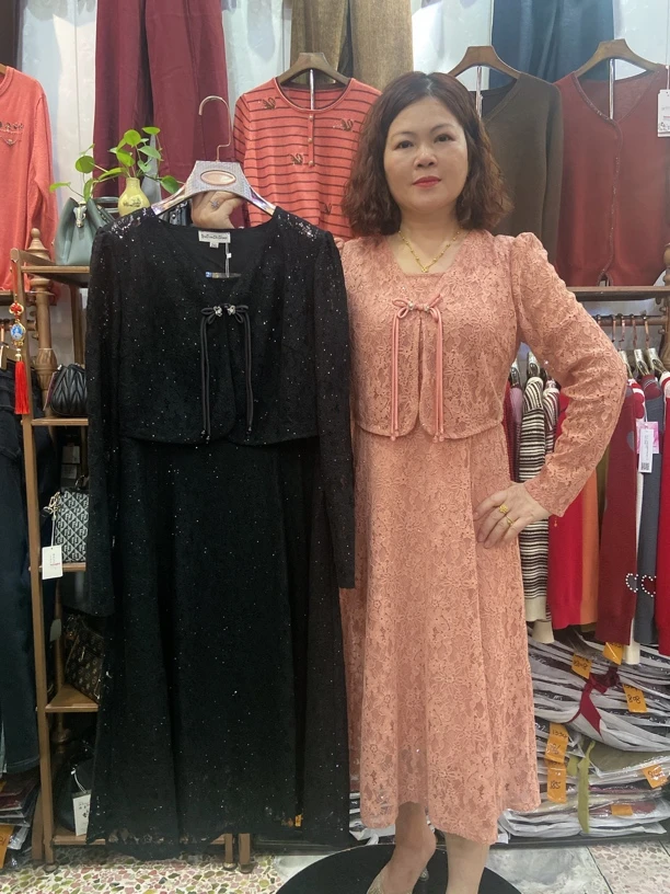 Y F!18053#秋装时尚中长款连衣裙中年女士洋气套装